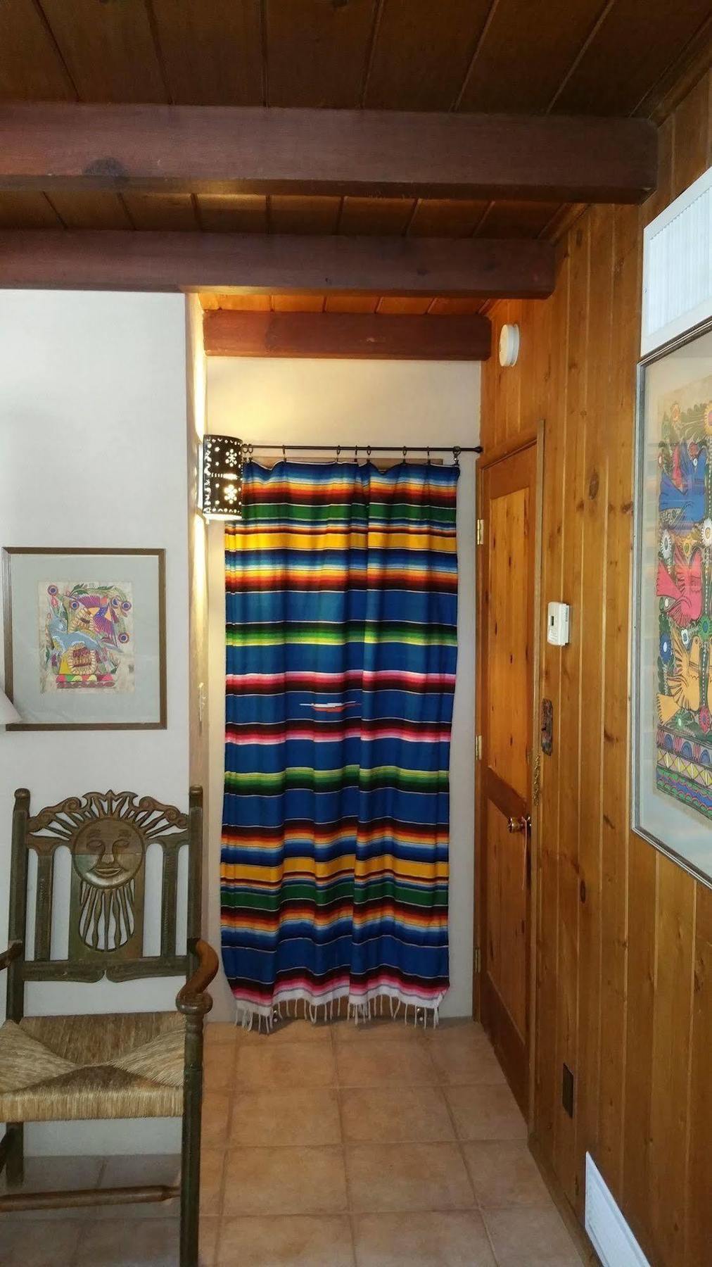Sam Hughes Bed and breakfast 3*